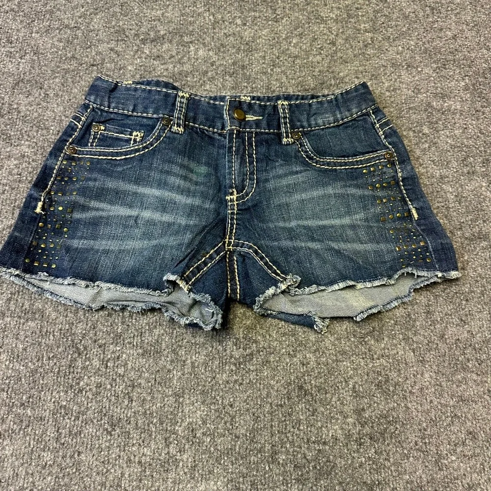 Cache Jean Shorts Womens Size 2 Blue Studded Low Rise Cut Off Denim Raw Hem Flaw